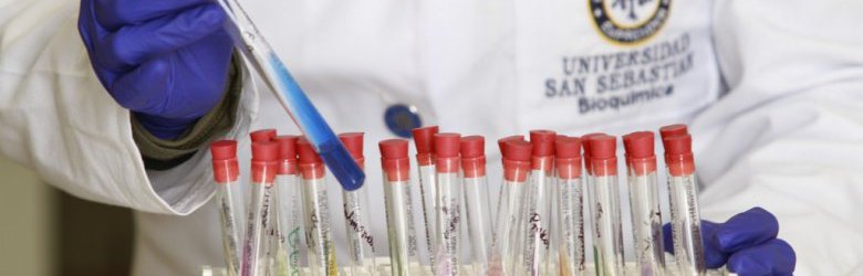 Bioquímica: una carrera para los que “rayan” con la ciencia