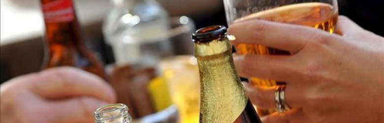 El consumo moderado de alcohol también puede afectar el cerebro